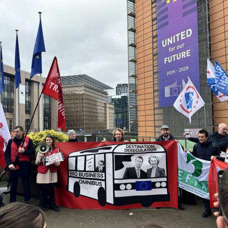 Protest against the Omnibus proposal outside the EU Parliament